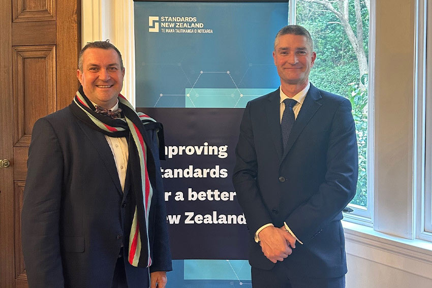 Stephen-Thorpe-and-Malcolm-MacMillan-Standards-New-Zealand